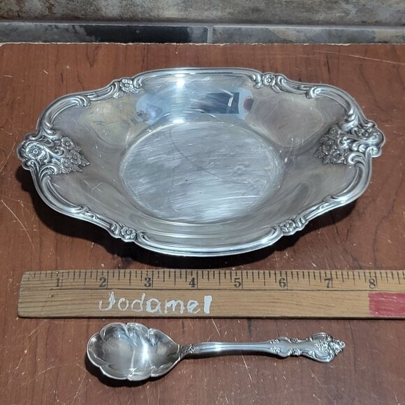 International Silver Orleans Pattern Silverplate Serving Dish Tray Spoon - Picture 8 of 12